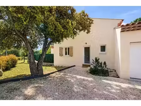 location meublée maison 4 pièces 100 m² à plan-de-la-tour (83120)  2 800 €