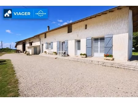 viager occupé ferme avec grandes dépendances sur 2 2 hectares de terrain