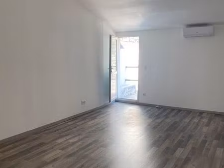 location bureaux - espace de stockage