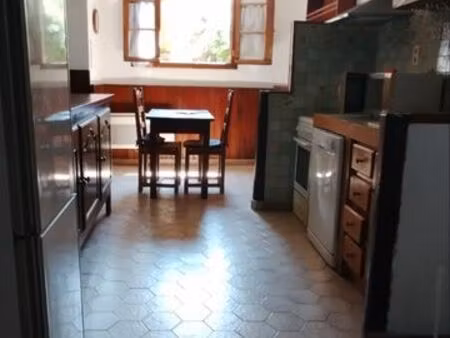 maison mitoyenne en pierre