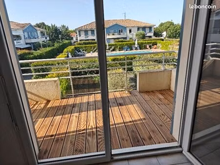 t3 60 m² – dernier étage – garage 30 m² – piscine – clavette – 960 cc
