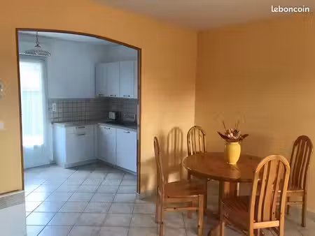 chateauneuf sur loire centre ville maison type f3