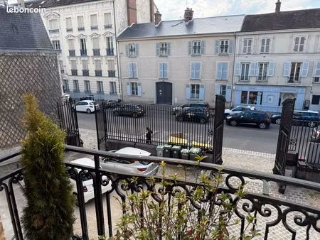 location grand appartement fontainebleau