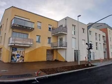 vente bureaux et commerces à saint-hilaire-de-riez (85270) : à vendre / 55m² saint-hilaire