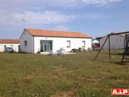 vente maison à la meilleraie-tillay (85700) : à vendre / 81m² la meilleraie-tillay