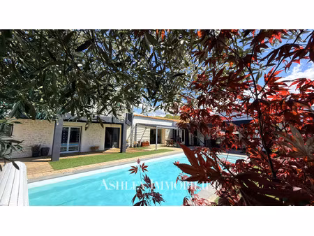 vente maison 5 pièces 220 m² dompierre-sur-mer (17139)
