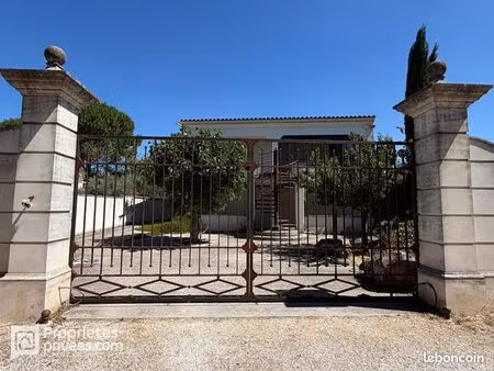 maison 8 pièces 166 m²