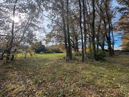 terrain 1 804 m² lesparre medoc