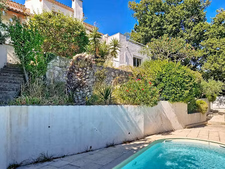 maison les angles 5 pièce(s) 165 m2 plus garage sur 747 m² de terrain avec piscine  vue ex