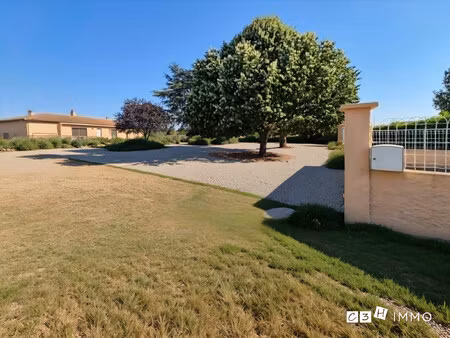 villa t4 terrain 3380 m²