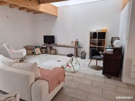 a louer appartement entièrement rénové