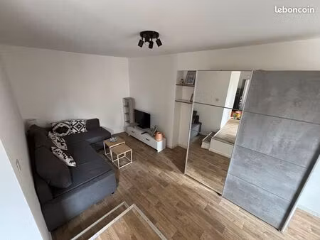 location etudiante 1 piece 33m2 marseille 13006