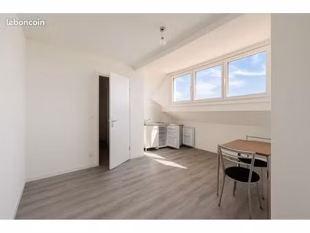 appartement meublé de 24 m² à louer – proche stellantis peugeot