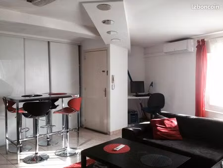 appartement t3 en centre-ville - marseillan