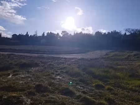 terrain constructible viabilisé à vendre