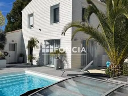 vente maison piscine à noirmoutier-en-l'île (85330) : à vendre piscine / 115m² noirmoutier