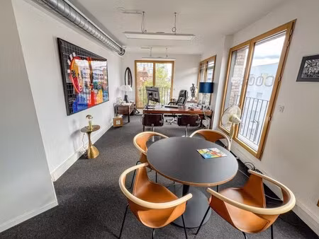 location bureaux 140 m² à 732 m²