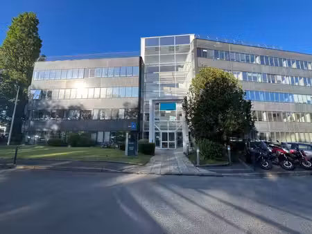 location bureaux 148m² à 1823m²