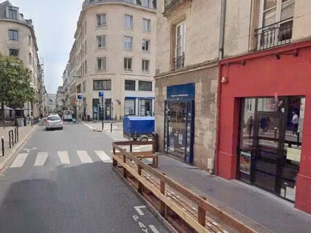 location commerce nantes 44000 181m²