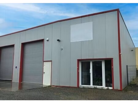 location local d'activités 235 m²