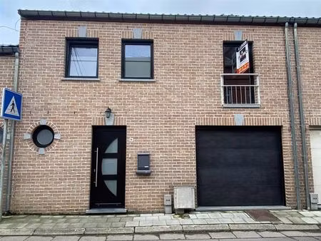 maison à louer à rue royale 29 bon-secours (vbe43715)