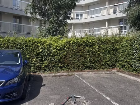 vente parking 12 m²