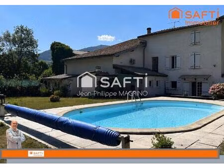 maison familiale de caractère – 183 m²