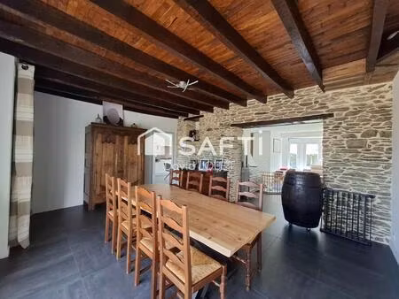 magnifique maison en pierre de taille