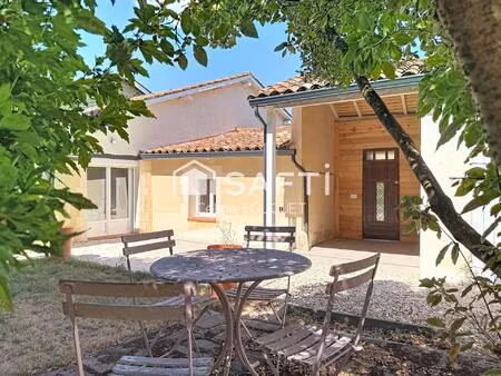 maison de ville avec jardin  garage et dépendances