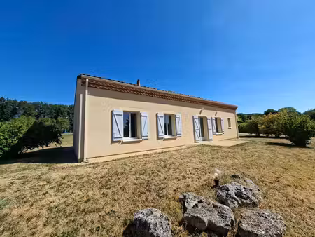 maison récente de plain-pied – dpe a/a – 3 chambres – terrain 1 500 m² – pressignac-vic (2