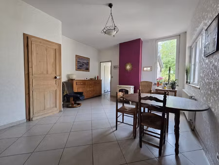maison de caractere 188m2 avec jardin clos et double garage a an