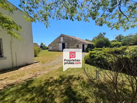 maison d habitation et grange de caractère sur terrain constructible de 2 800 m²