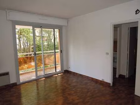 location appartement 1 pièce 26m² montpellier 34000