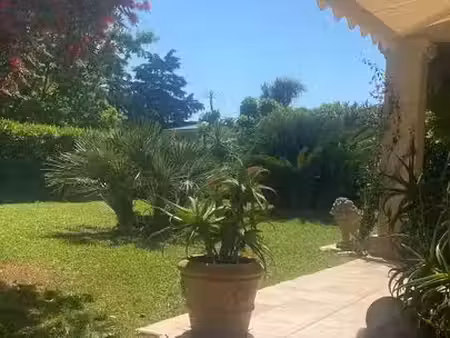 location maison 4 pièces 130 m² à antibes (06160)