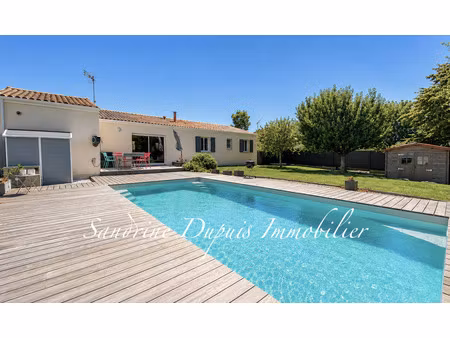 plain-pied de 118 m² – 4 chambres – piscine chauffée