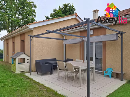 a vendre - commelle vernay - maison de plain pied - aucun travaux a prevoir