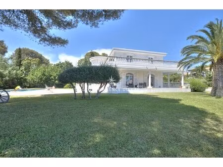 saint raphaël boulouris  villa 262m² proche commerces