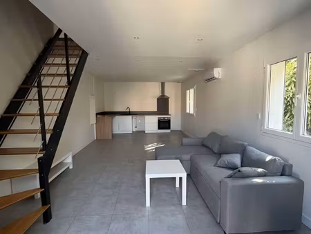 t3 meublé d'environ 60m2 à saint-rémy-de-provence (extérieur