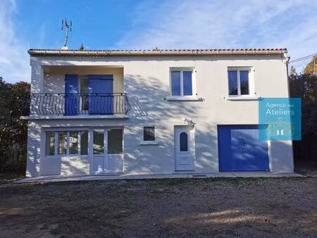villa avec jardin trois chambres
