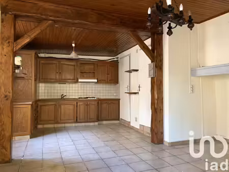 maison de village à veyre-monton (63960)