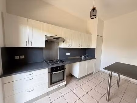 location appartement 3 pièces 70m²