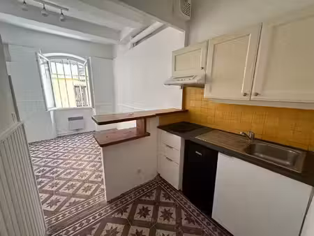 location appartement 2 pièces 26 m² à aix-en-provence (13100)