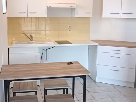 t2 avec ascenseur
