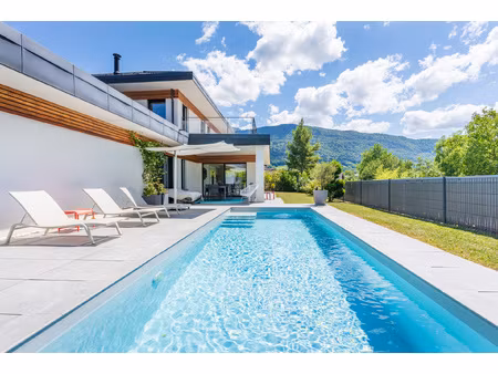 villaz à 5 minutes d'annecy-le-vieux superbe villa conte