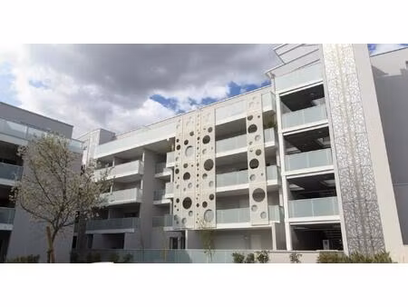 t3