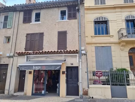 location appartement 2 pièces 25 m² à sanary-sur-mer (83110)
