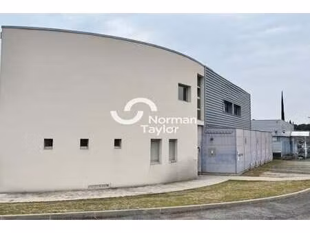location bureaux 465 m²