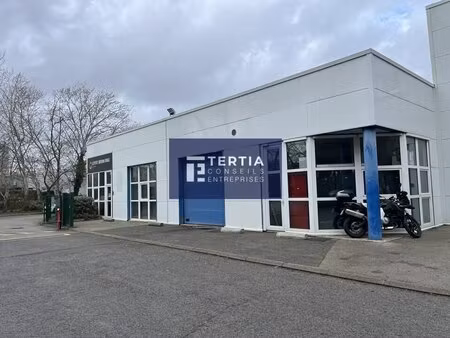 location local d’activités montpellier 34000 145m² à 150m²