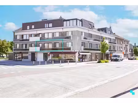 op te frissen appartement in oostrozebeke