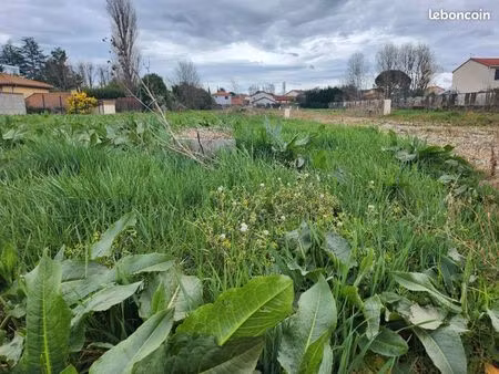 terrain 190 m² feyzin